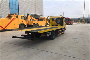 达孜非事故拖车